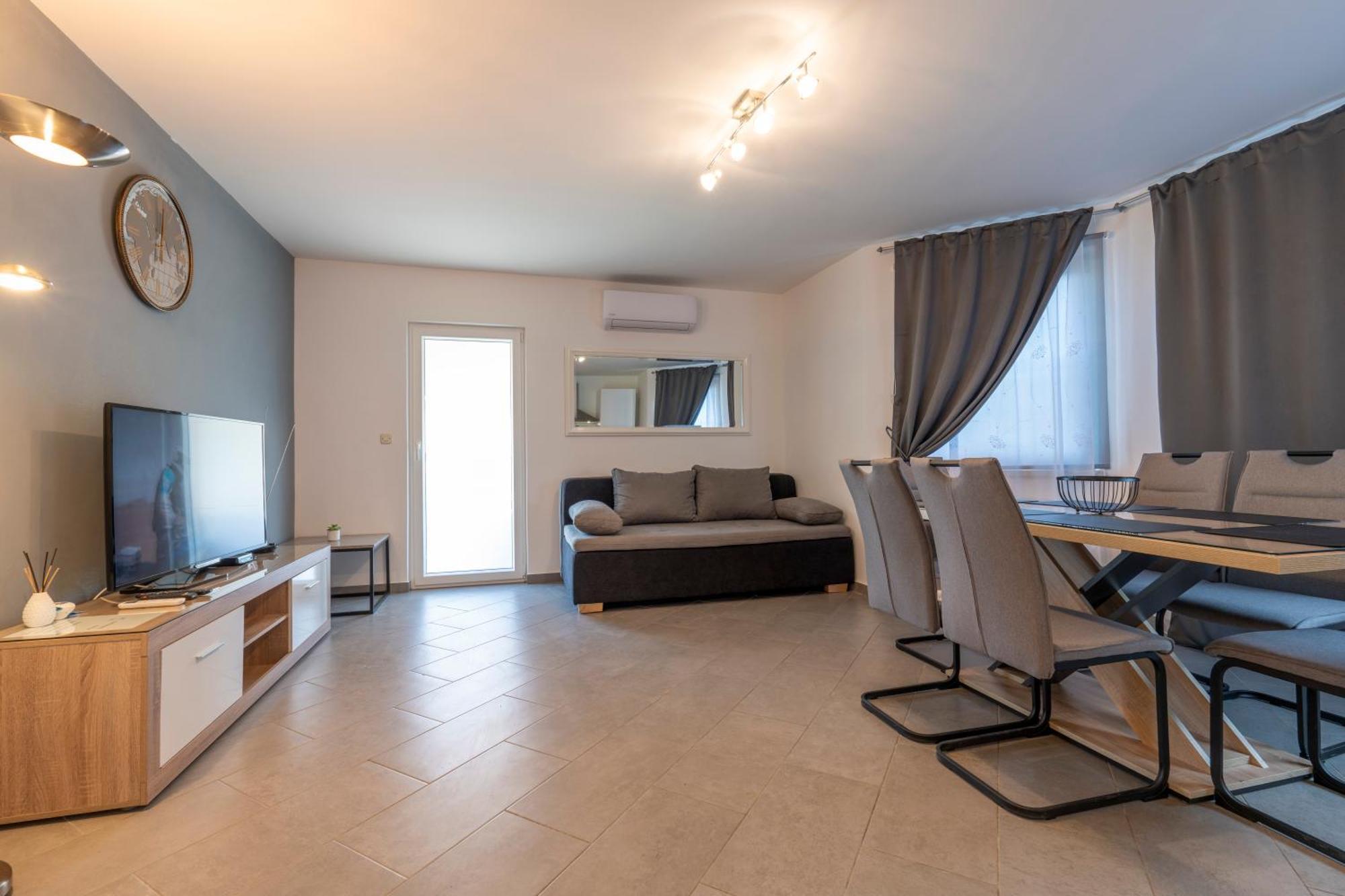 Limia Apartment *